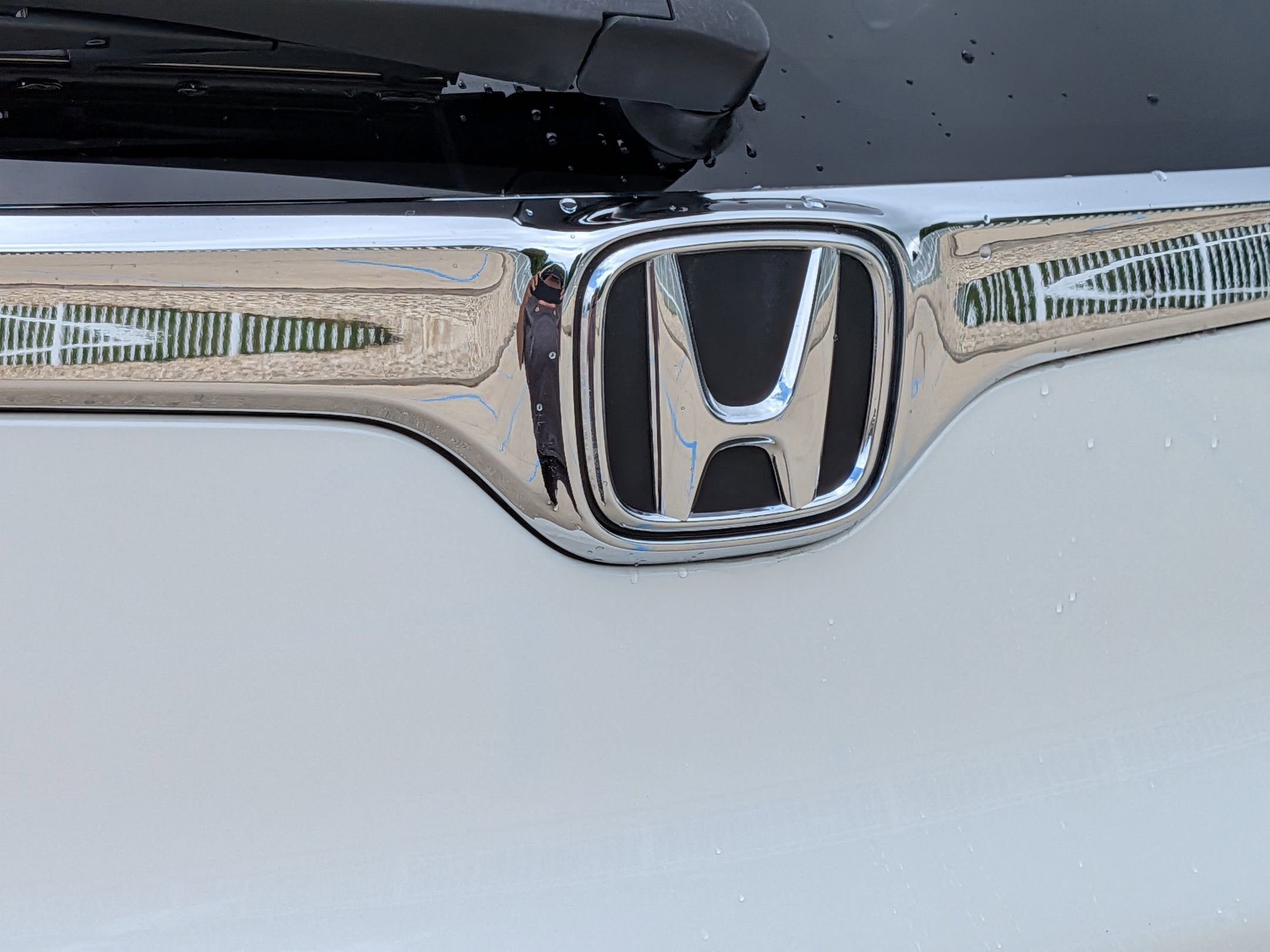 Certified Used 2018 White Diamond Pearl Honda EX AWD image 26