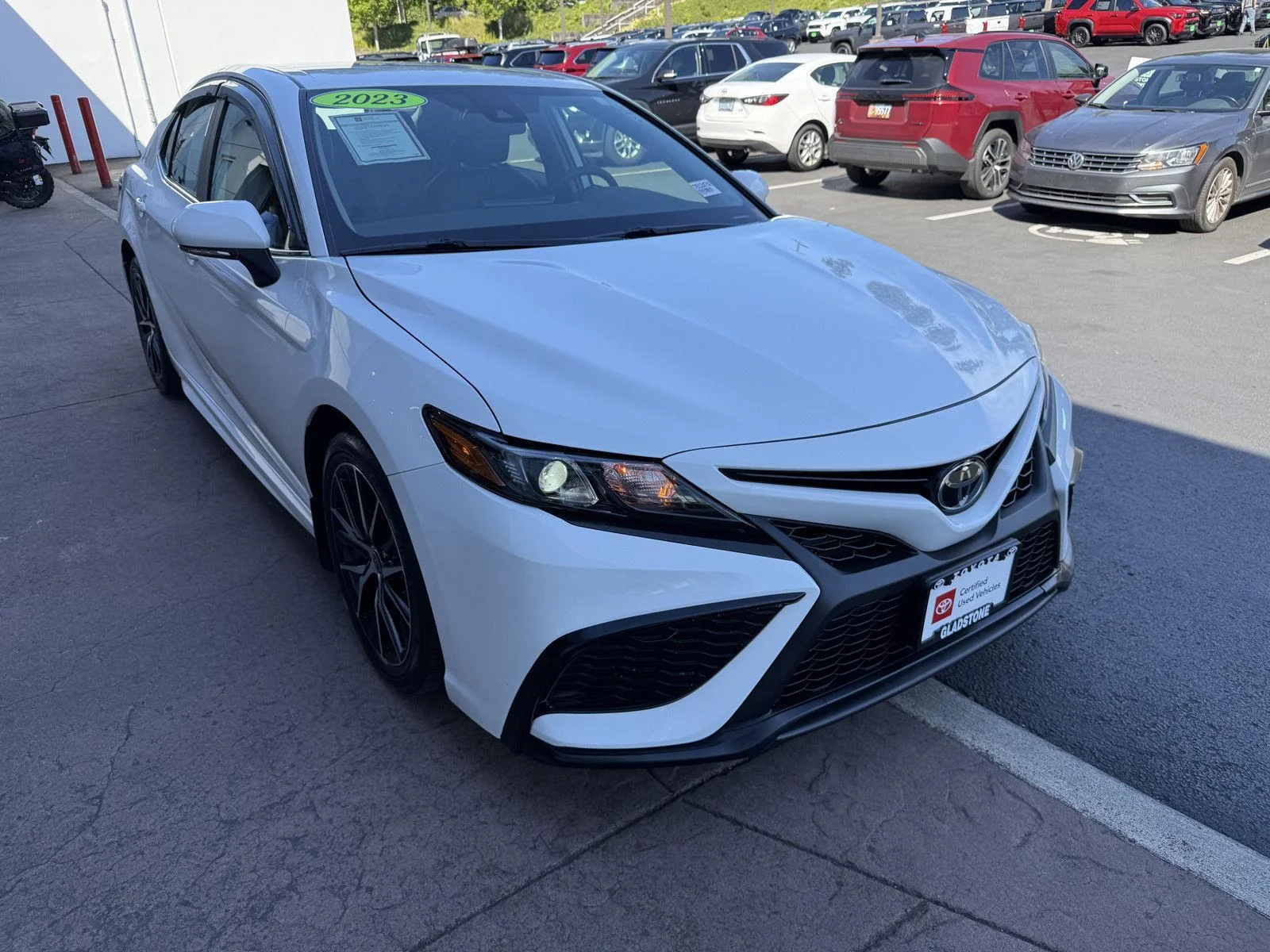 Used 2023 Ice Cap Toyota SE image 10