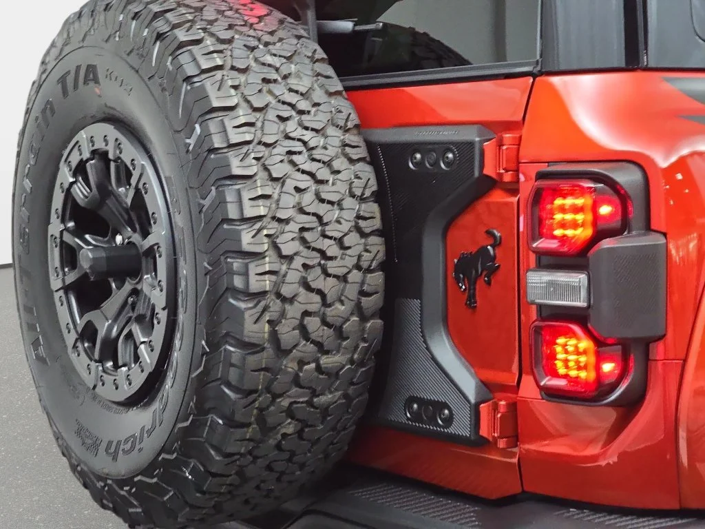 Used 2024 Red Ford Raptor image 34