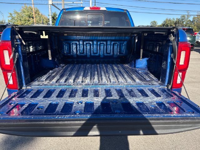 Used 2019 Blue Ford Lariat image 9