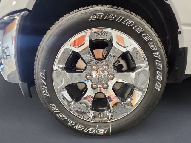 New 2026 Bright White Clear-Coat Exterior Paint RAM Big Horn/Lone Star image 14