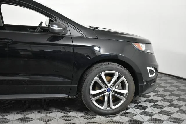 Used 2016 Black Ford Sport image 10