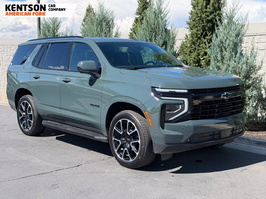 Used 2026 Gray Chevrolet RST image 10