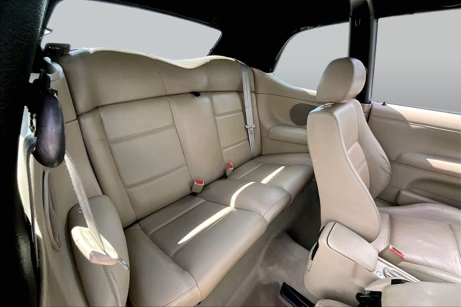 Used 2000 Bright Green Pearl Volkswagen GLS image 17