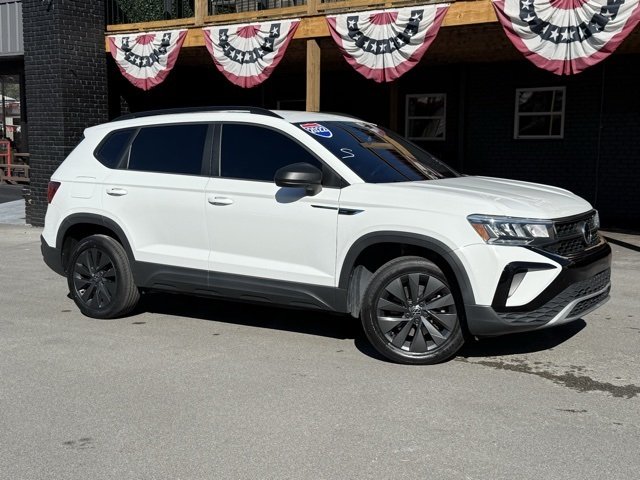 Used 2022 Volkswagen Taos S with VIN 3VVCX7B29NM000696 for sale in Middlesboro, KY