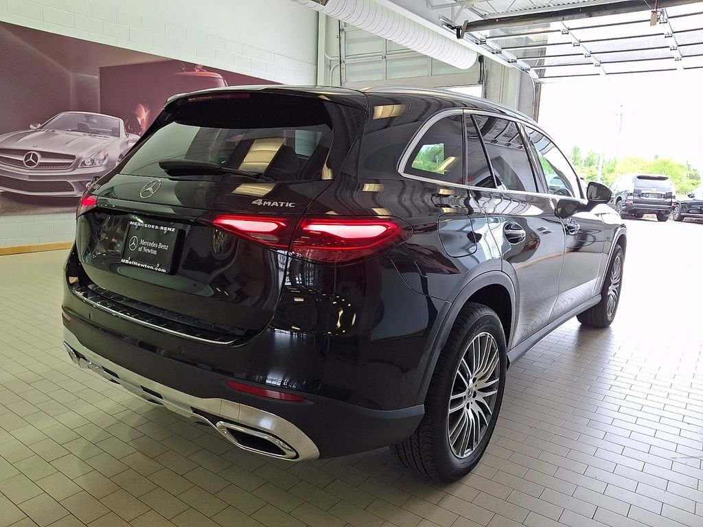 Certified Used 2026 Black Mercedes-Benz GLC 300 image 6