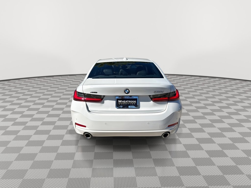 2026 BMW 3 Series 330i - Photo 11