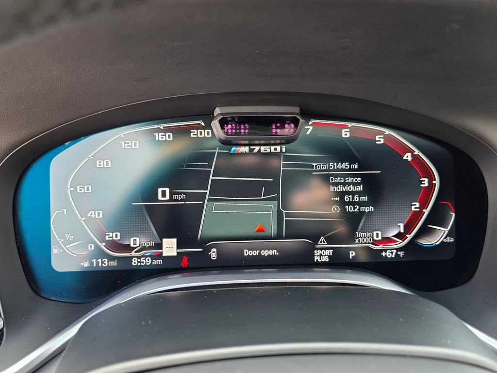 2021 BMW 7 Series M760i - Photo 27