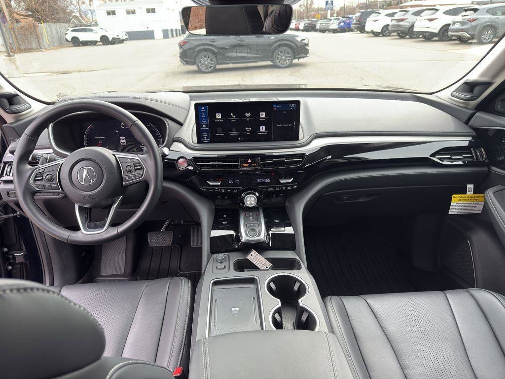 Certified Used 2025 Majestic Black Pearl Acura w/Technology Package image 27
