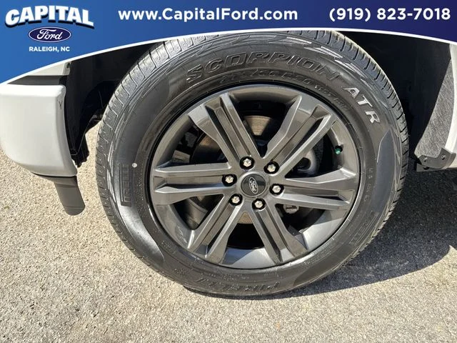 Used 2023 White Ford XLT image 12