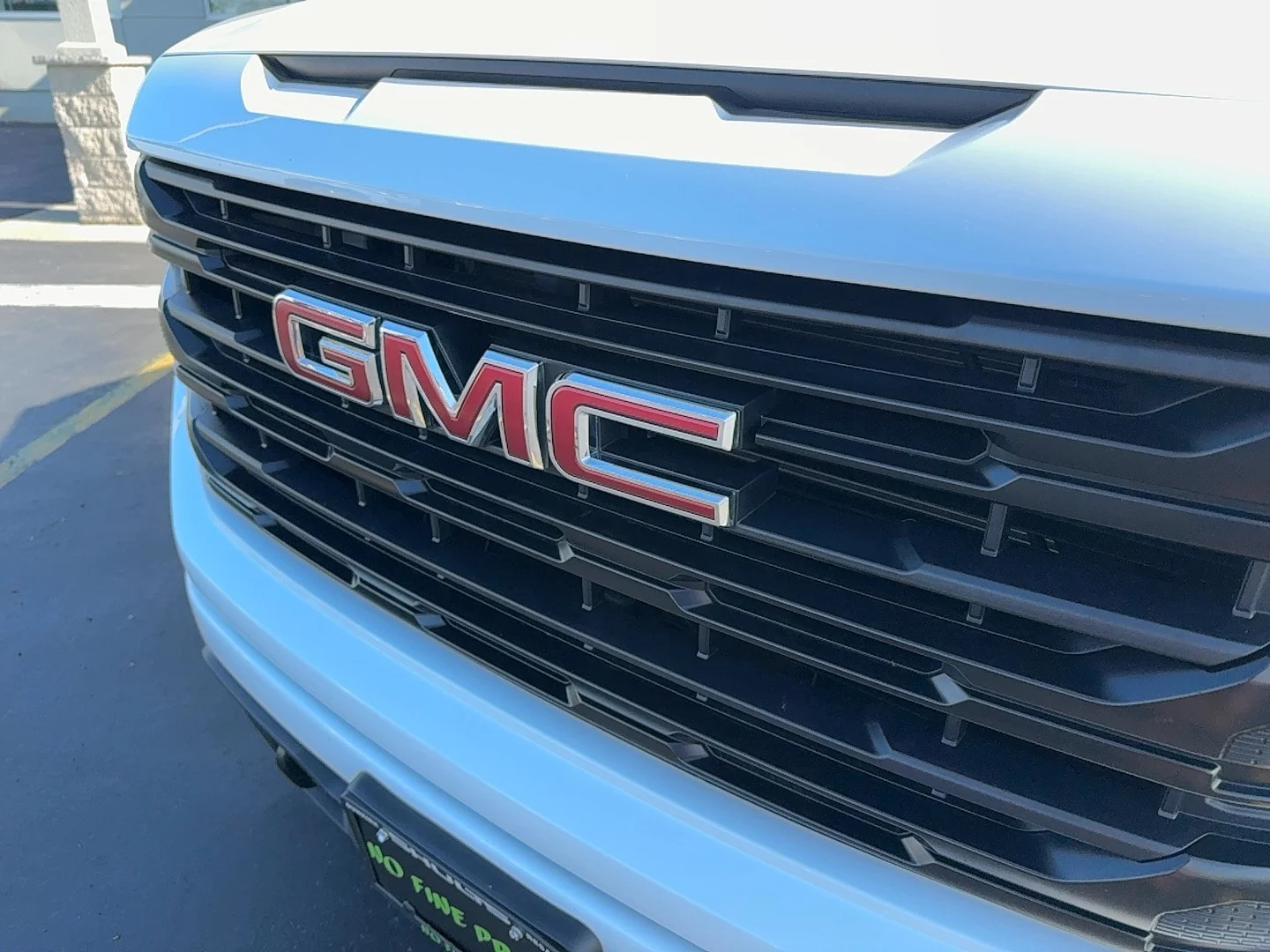 Used 2024 White GMC Pro image 10