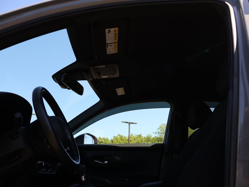 Used 2024  Honda Sport image 31