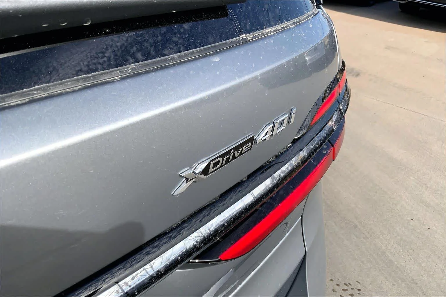 New 2026 Skyscraper Grey Metallic BMW xDrive40i image 15