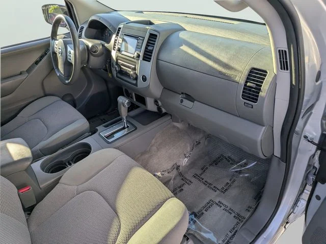 Used 2018 Silver Nissan SV image 10