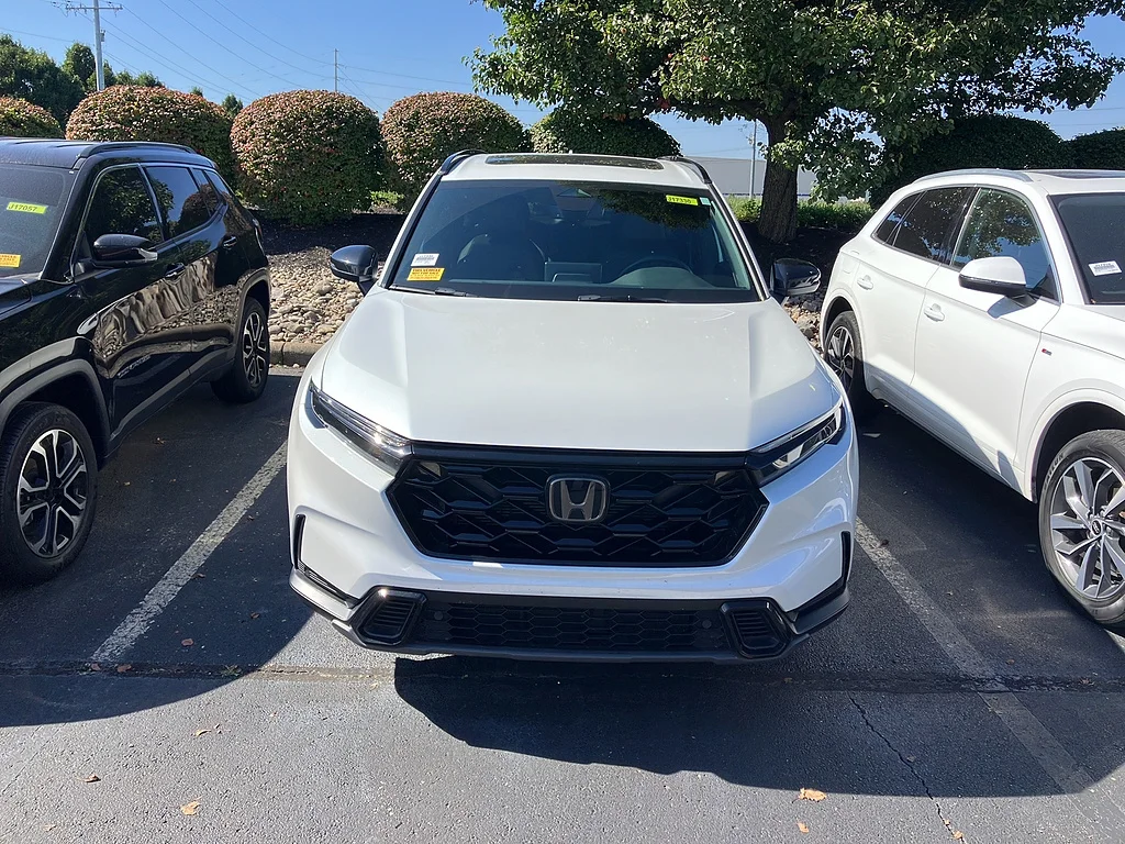 Certified Used 2024 Platinum White Pearl Honda Sport-L image 2