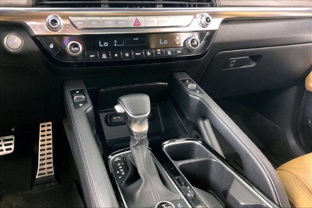 Used 2022 Black Kia SX image 8