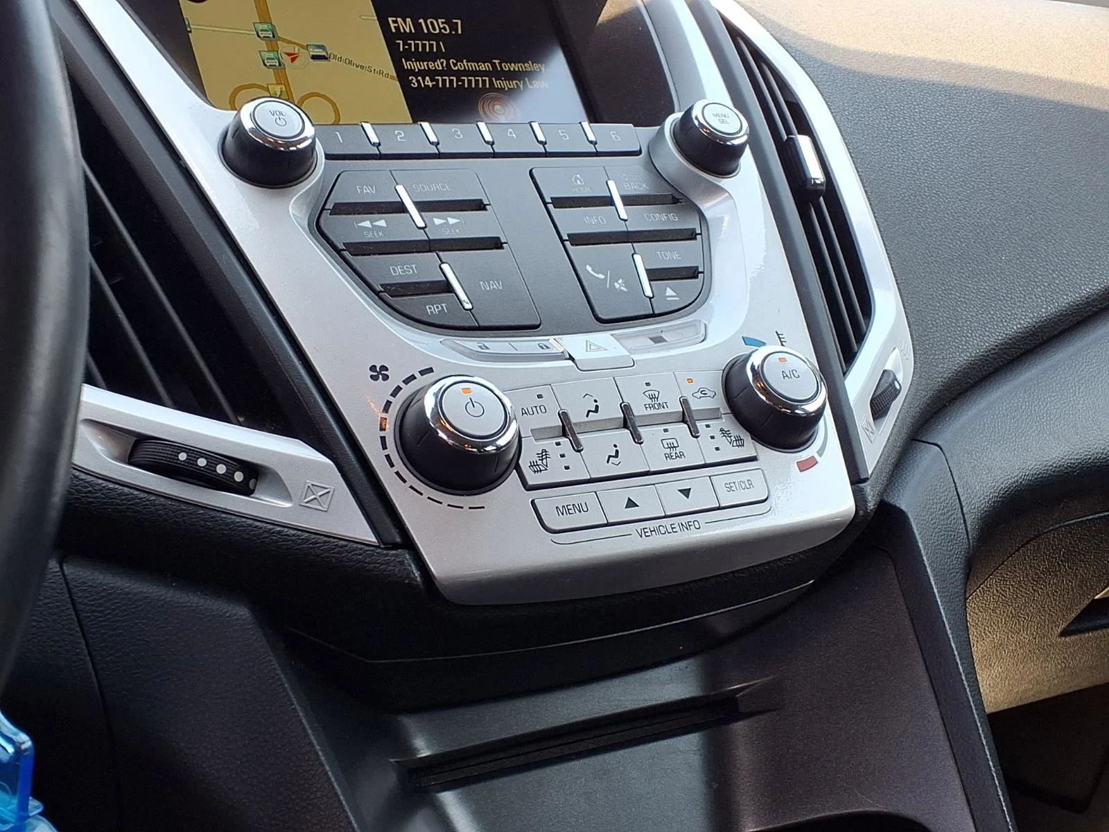 Used 2015 Iridium Metallic GMC SLT image 10