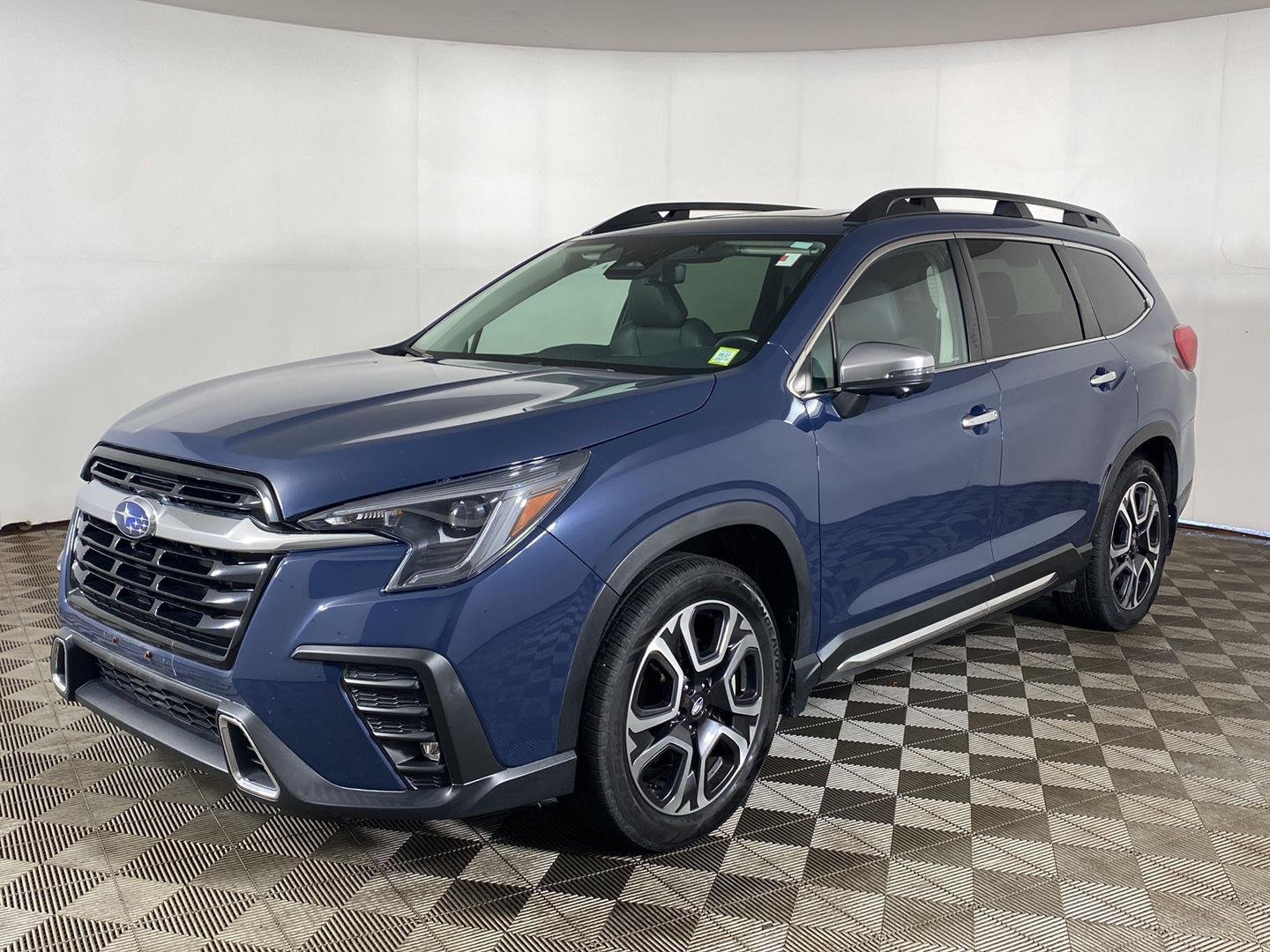 Used 2023 Cosmic Blue Pearl Subaru Touring image 10