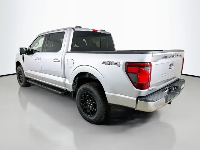 New 2026 Iconic Silver Metallic Ford XLT image 5