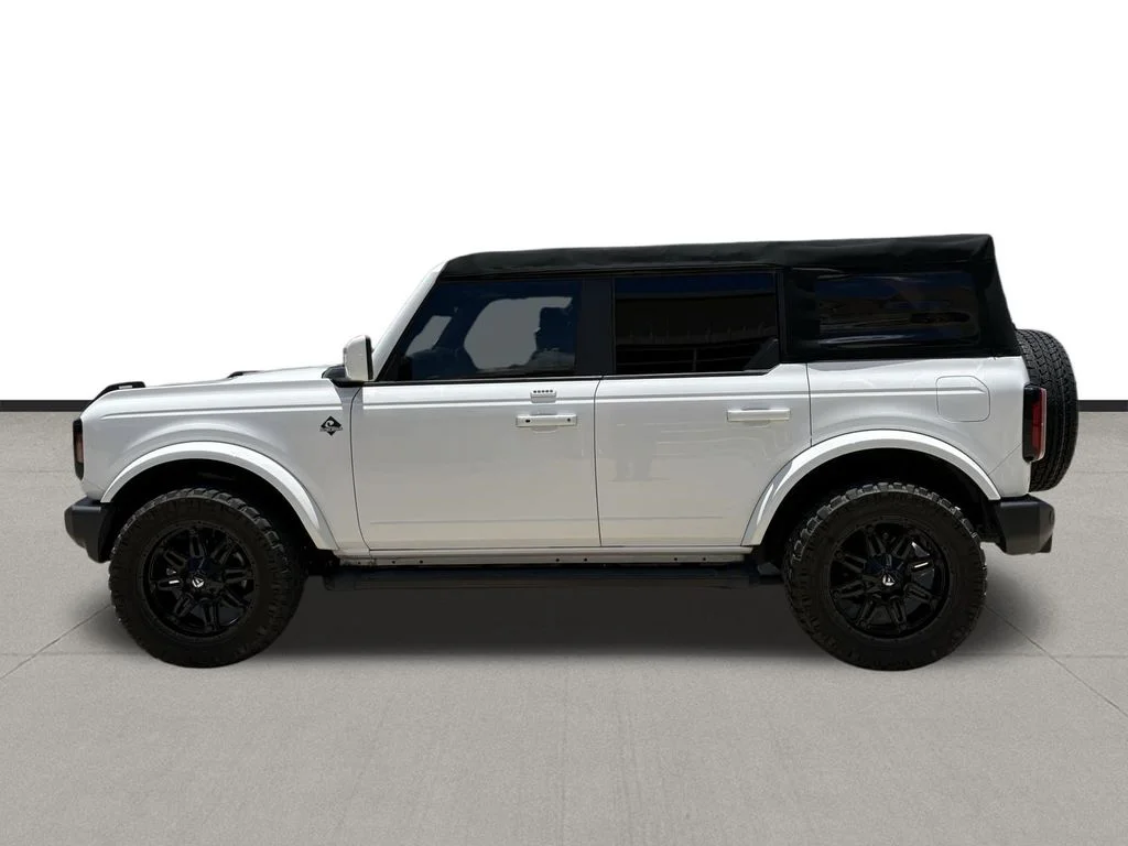 Used 2022 Oxford White Ford Outer Banks image 8
