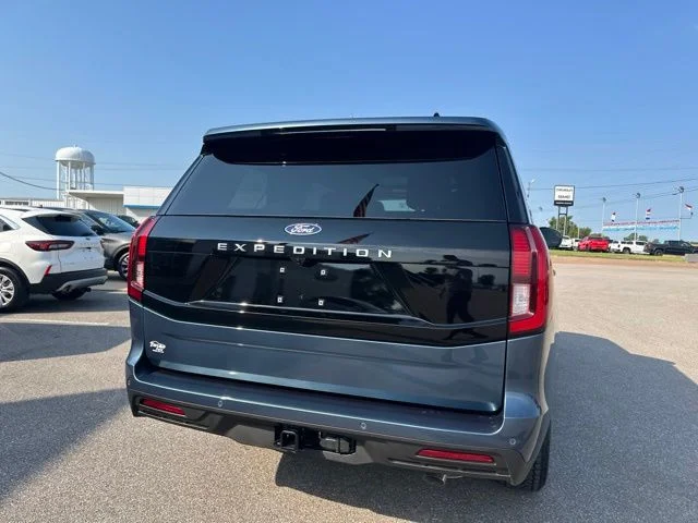 New 2027 Nocturnal Blue Metallic Ford Active image 21