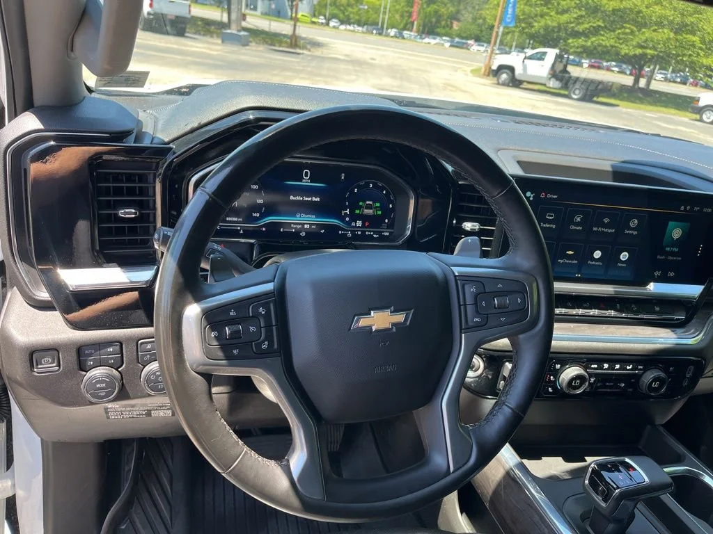 Used 2024 Summit White Chevrolet LTZ image 15