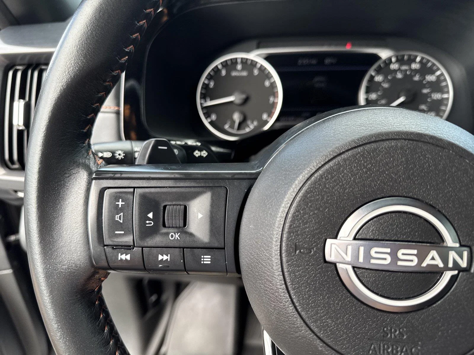 Used 2024 Gun Metallic Nissan Rock Creek image 21