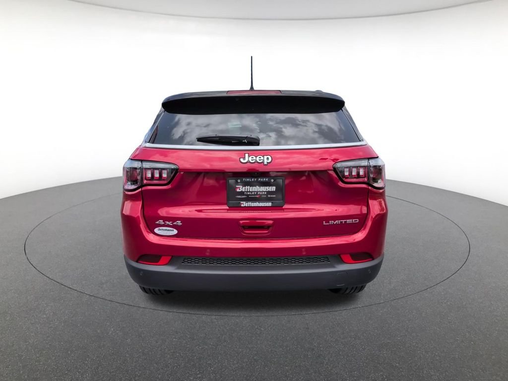 New 2026 Red Hot Pearl-Coat Exterior Paint Jeep Limited image 6