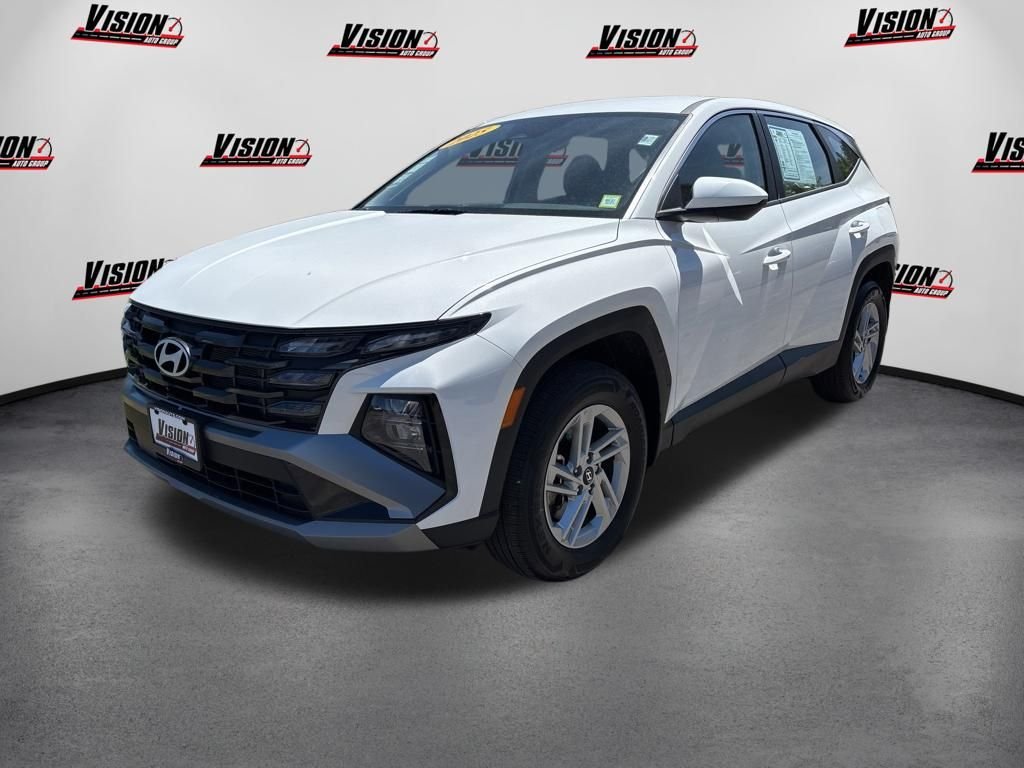 Certified Used 2025 White Hyundai SE image 1