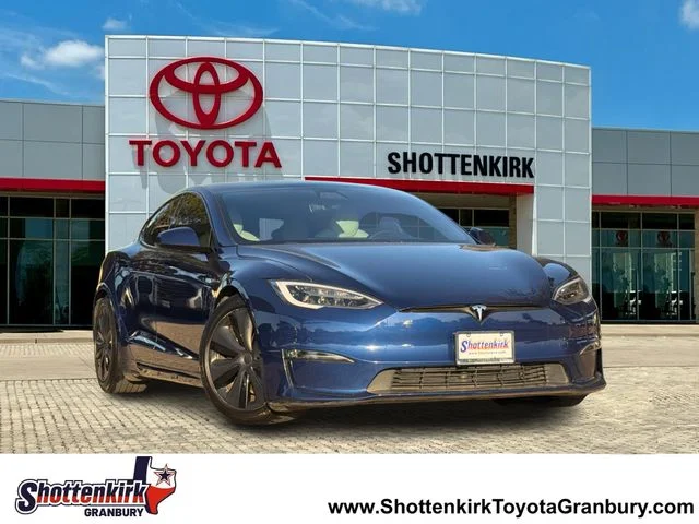 2022 Tesla Model S -'s photo
