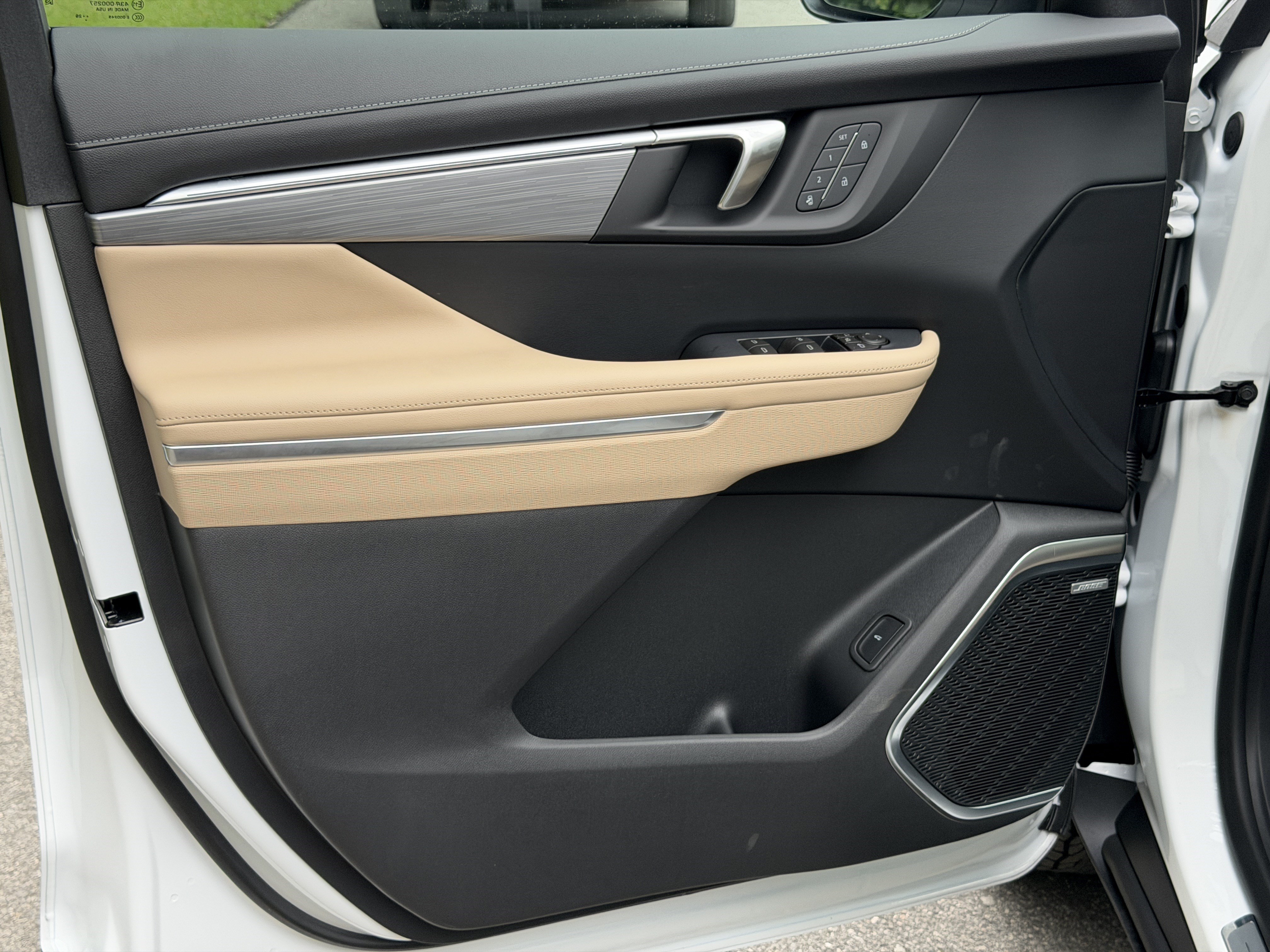 2026 Buick Enclave Preferred - Photo 13