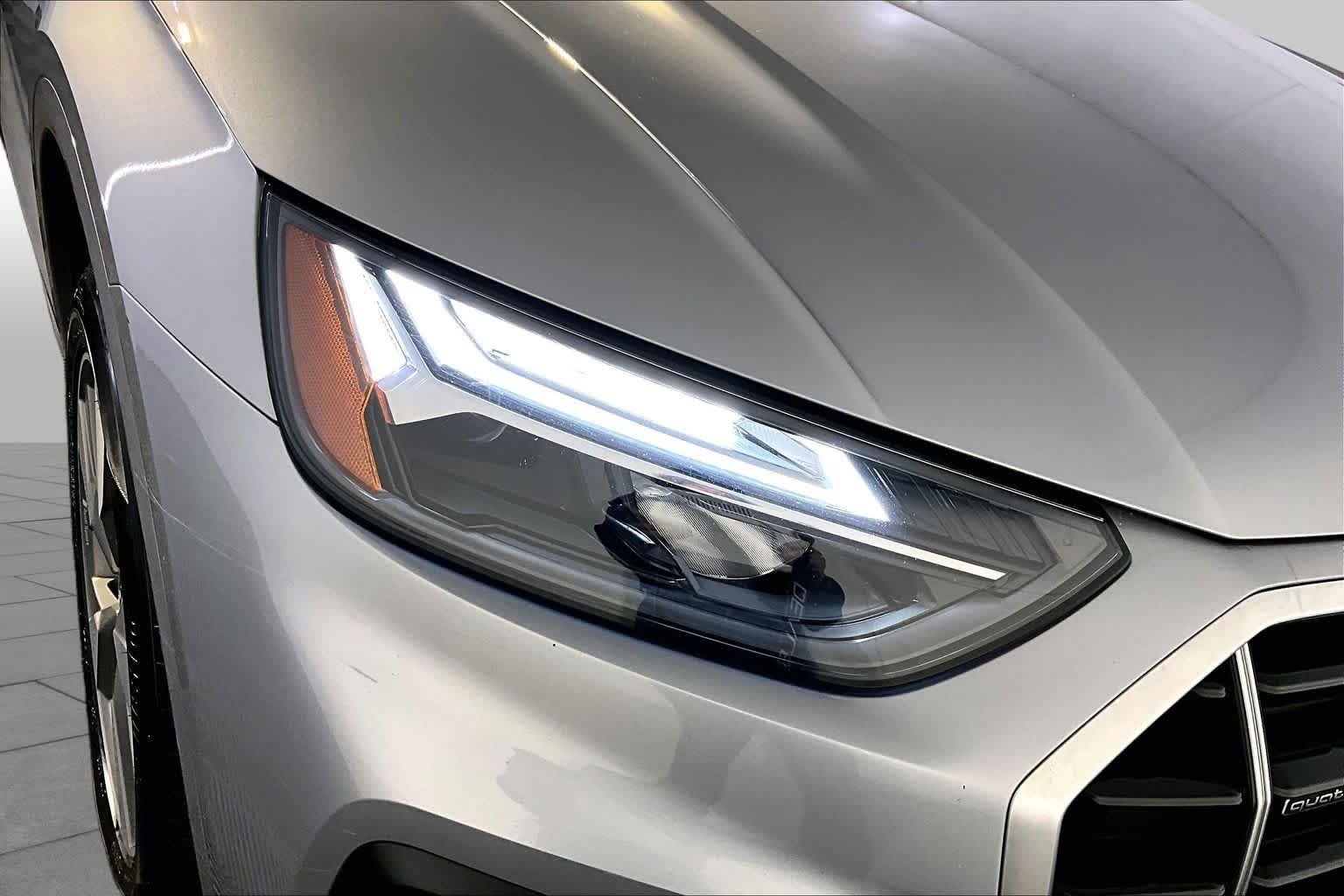 Used 2023 Florett Silver Metallic Audi Premium Plus image 27