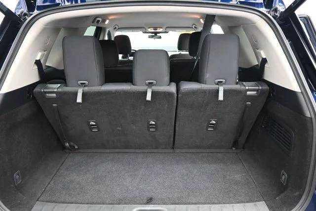 Used 2025 Blue Nissan SV image 14