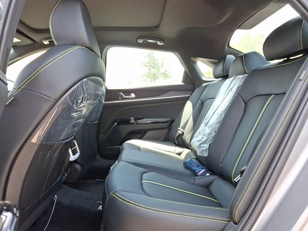 New 2026 Steel Matte Gray Kia GT image 5