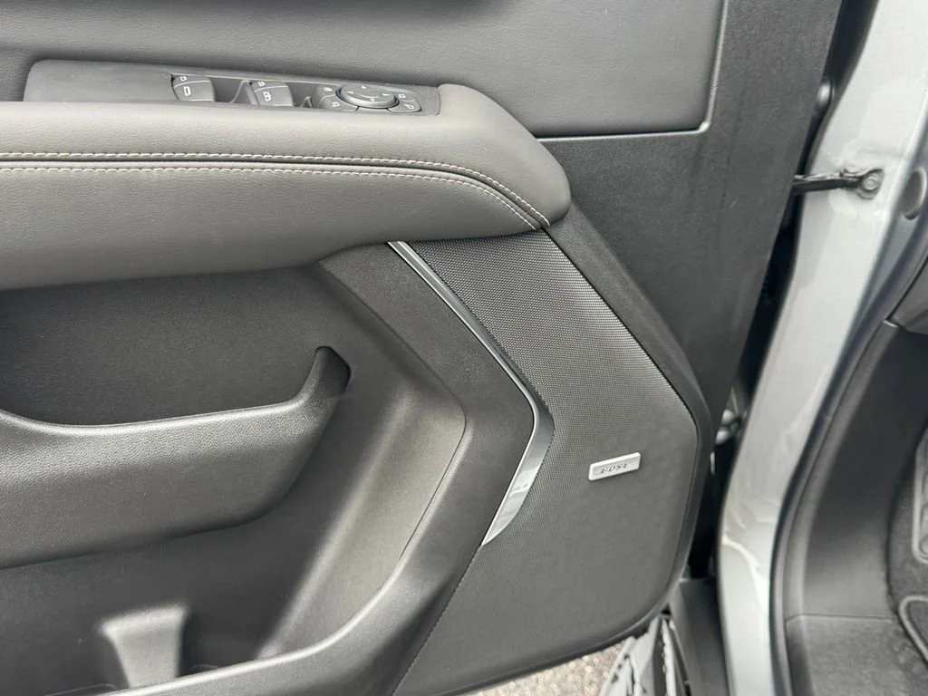 2026 GMC Yukon XL Elevation - Photo 17