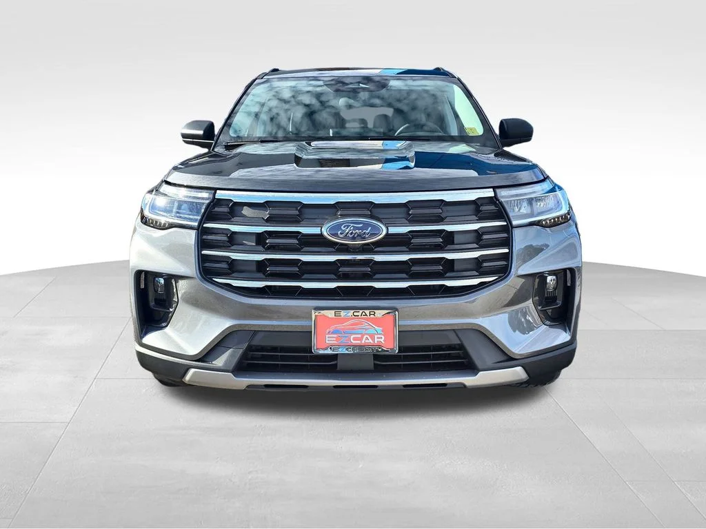 New 2026 Carbonized Gray Metallic Ford Active image 2