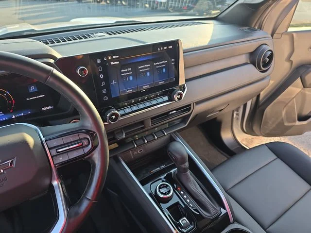Used 2025 White Chevrolet Trail Boss image 21