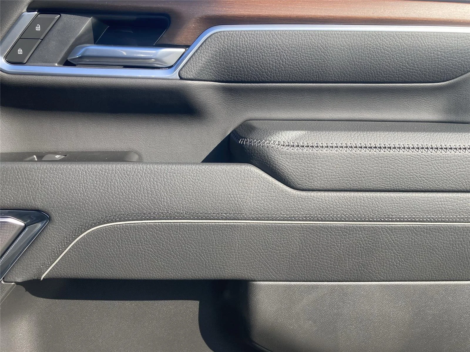 New 2026 Onyx Black GMC Denali image 21