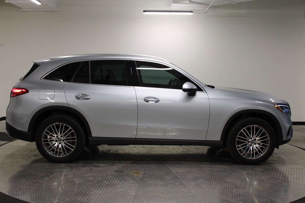 2026 Mercedes-Benz GLC Base - Photo 10