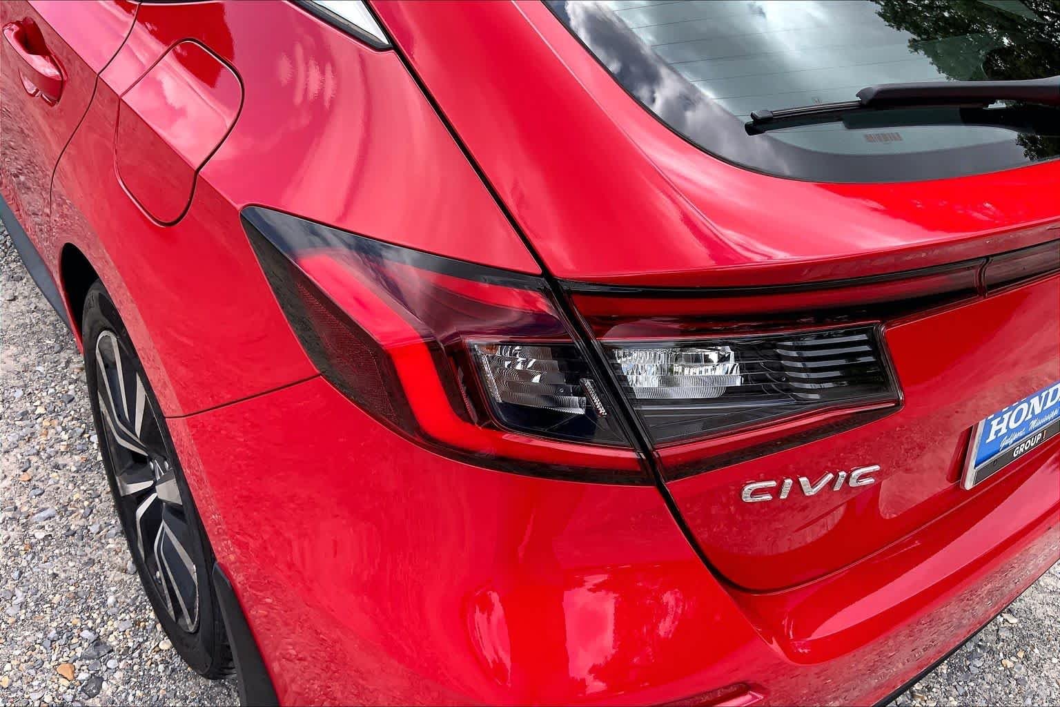 Used 2023 Rallye Red Honda EX-L image 28