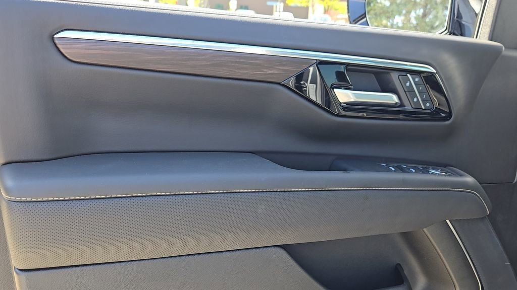 New 2026 Sterling Gray Metallic Chevrolet Premier image 7