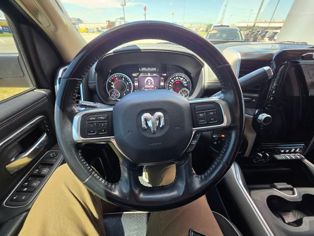 Used 2022 Diamond Black Ram Laramie image 11