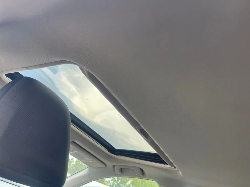 Used 2013 Gray Toyota XLE image 8