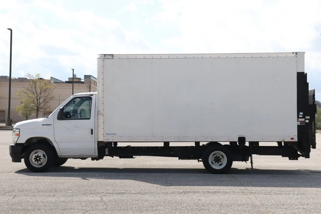 Used 2024 White Ford Base image 5
