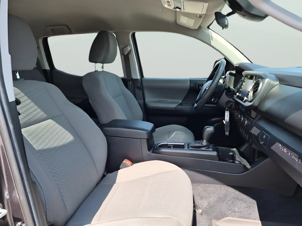 Used 2021 Gray Toyota SR image 34