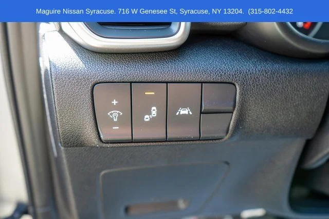 Used 2022 Gray Kia LX image 20