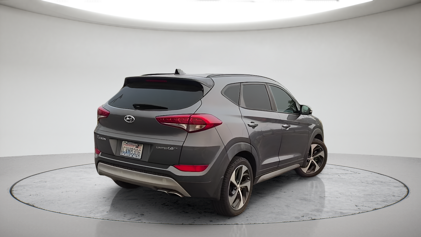 Used 2017 Coliseum Grey Hyundai Limited image 7