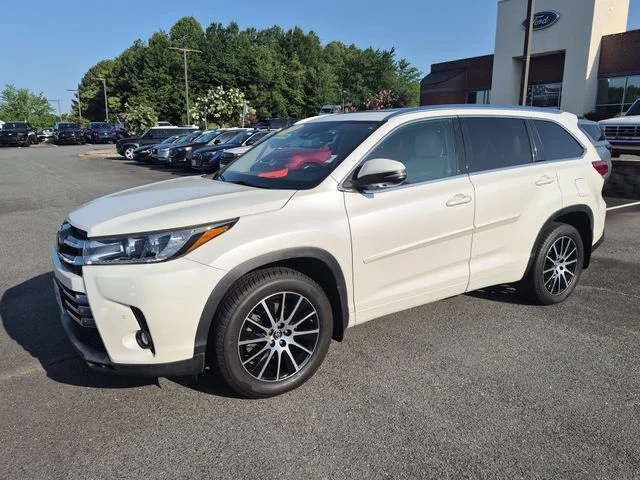 Used 2019 White Toyota Limited Platinum image 7