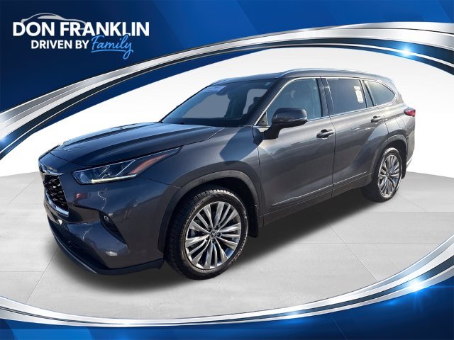 Used 2022 Gray Toyota Platinum image 1