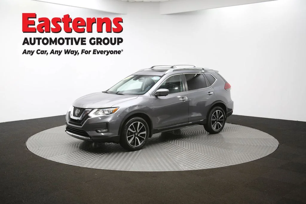 Used 2019 Gray Nissan SL image 59